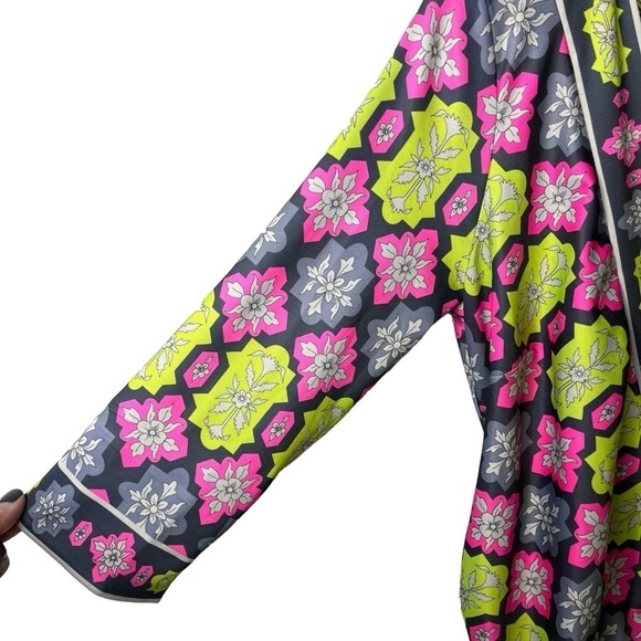 Gretchen Scott Wrap Dress Printed  V Neck Size XS Gray Green Pink - Picture 4 of 6